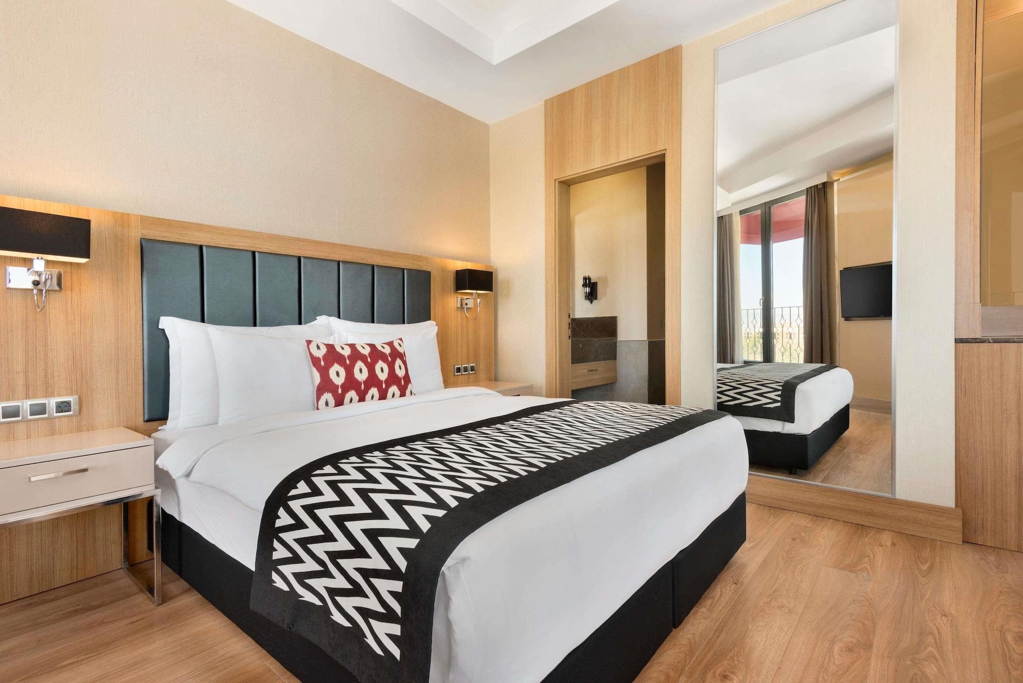 Ramada Encore Eskişehir Exterior foto